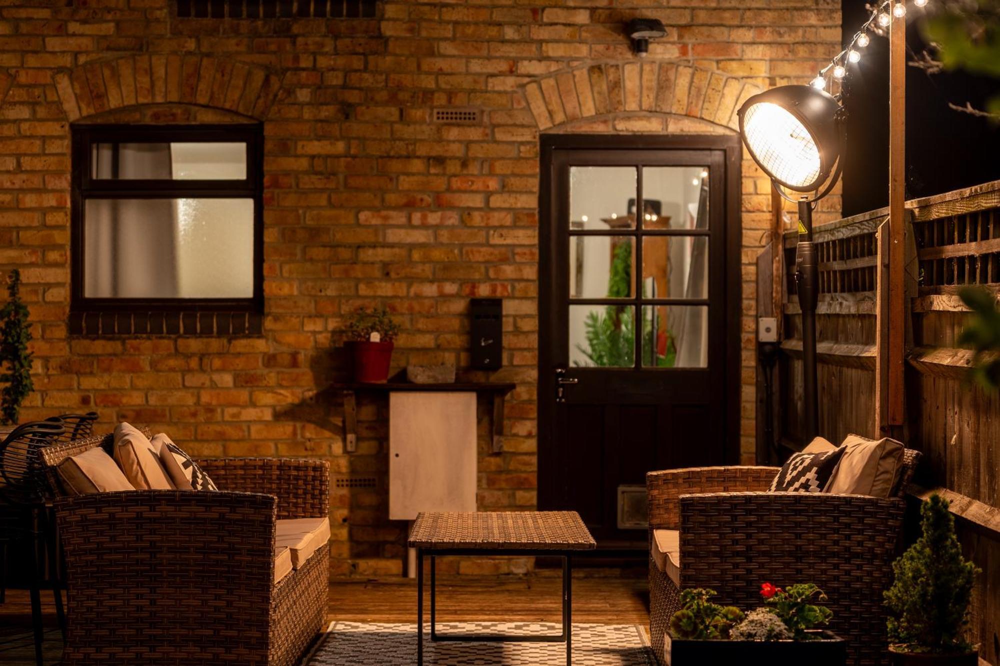 Colthorn Farm Cottage By Aryas Properties - 옥스퍼드 외부 사진